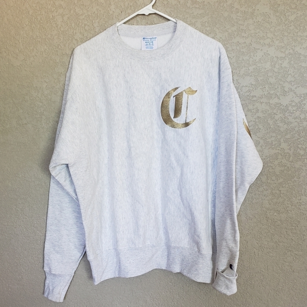 Champion Reverse weave crew neck sweater size M.